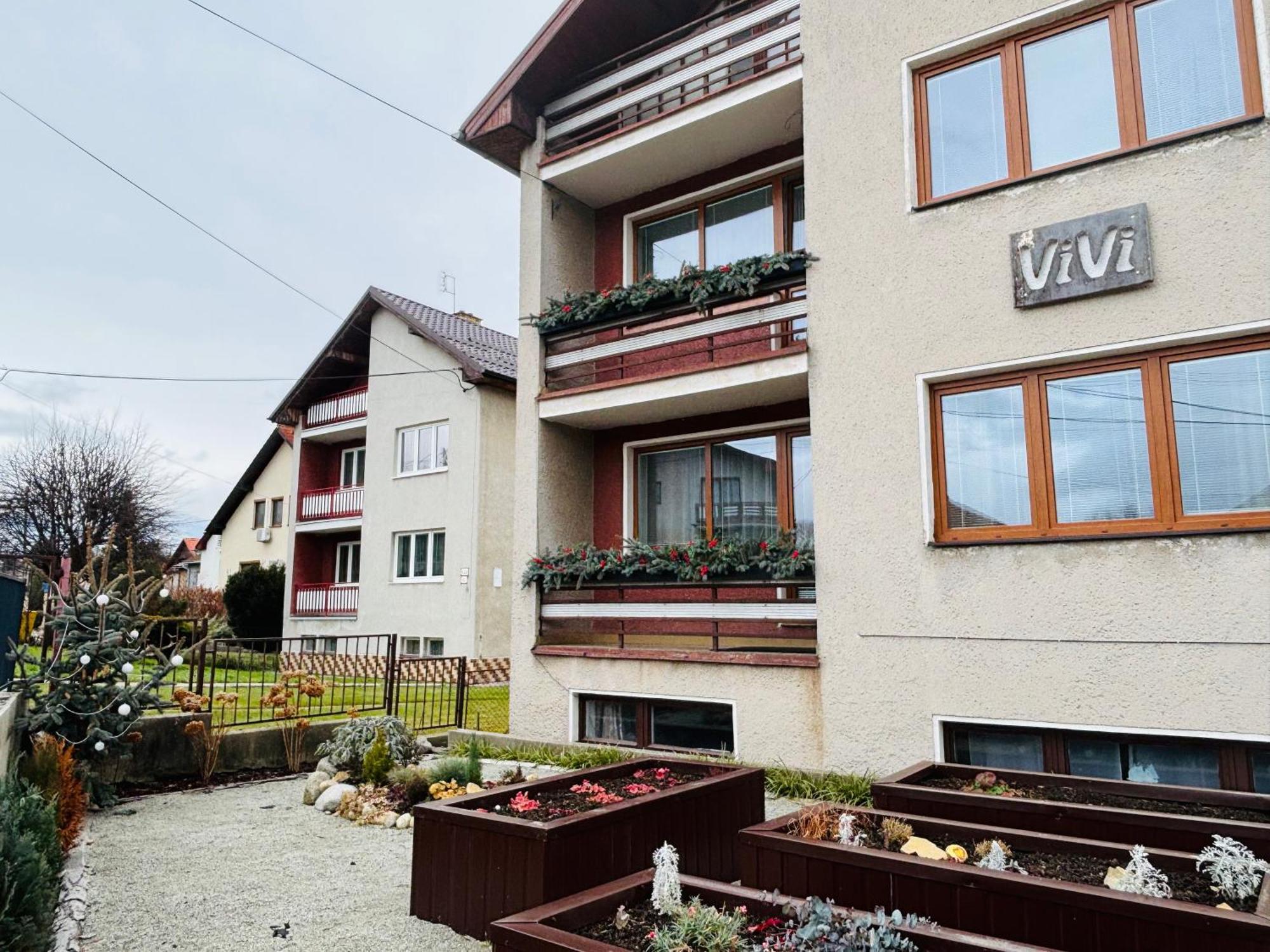 Vivi Apartments Liptovsky Mikulas Bagian luar foto